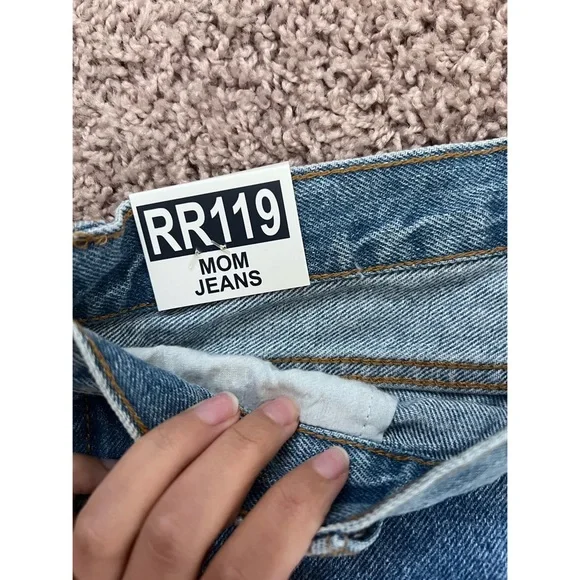 NWOT Brandy Melville RR119 Mom Jeans - Picture 3 of 5